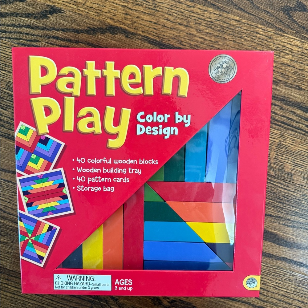 Colorful Pattern Play Set from Mindware